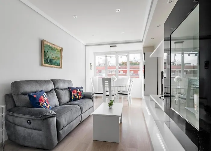 Alquiler Residencial Elegante Y Luminoso